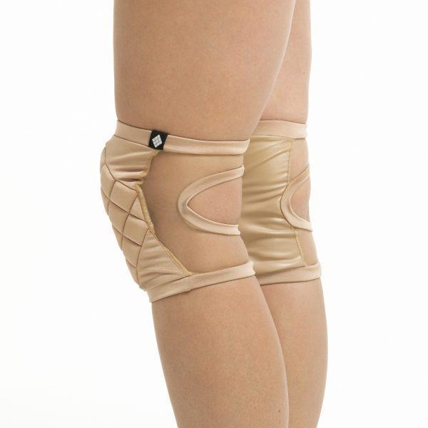 http://www.poleactive.com/cdn/shop/products/poledancerka-accessories-poledancerka-knee-pads-invisible-with-pocket-4978057019437_grande.jpg?v=1628012040