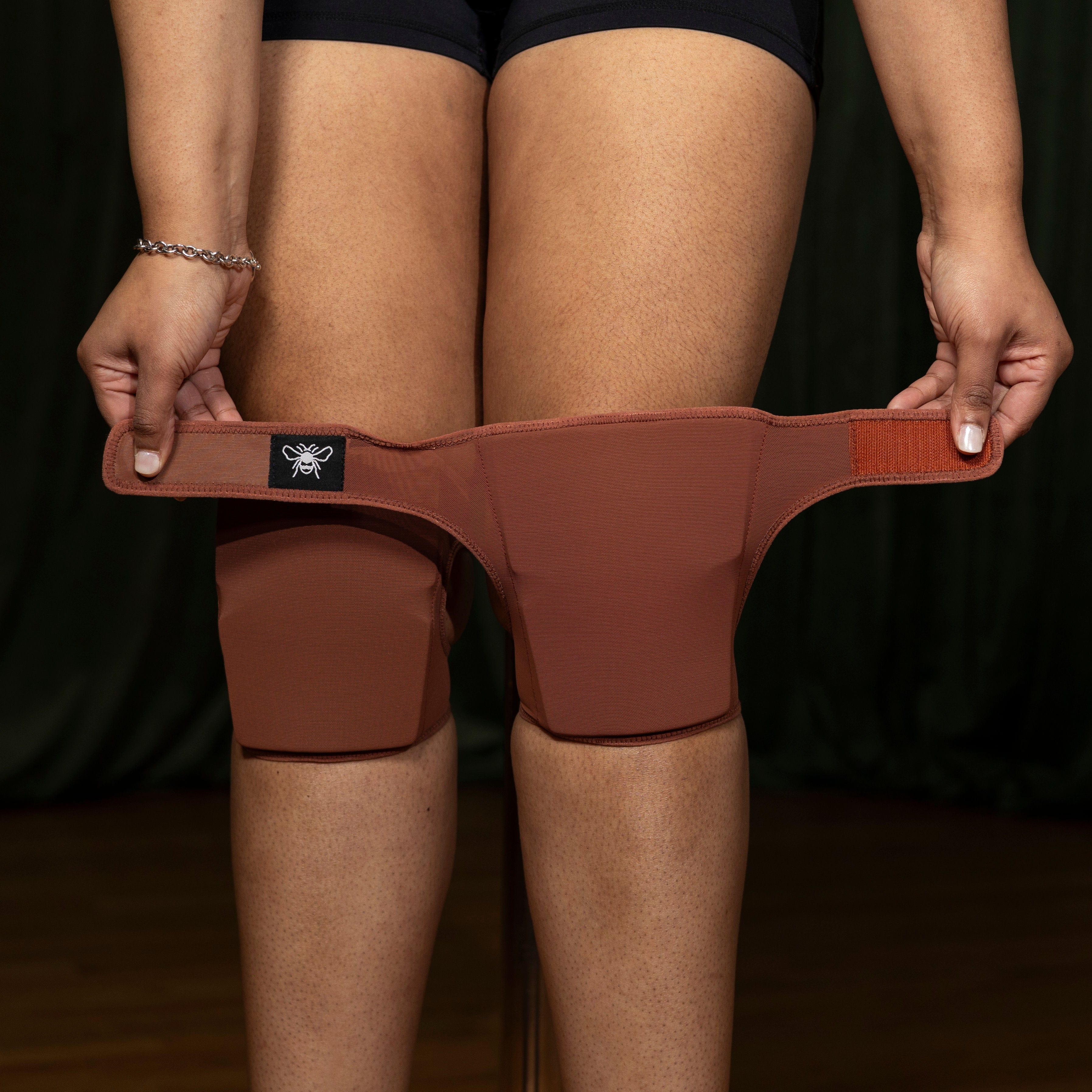 Bee's Knees Knee Pads Pole Dance Knee Pads Bee's Knees Knee Pads