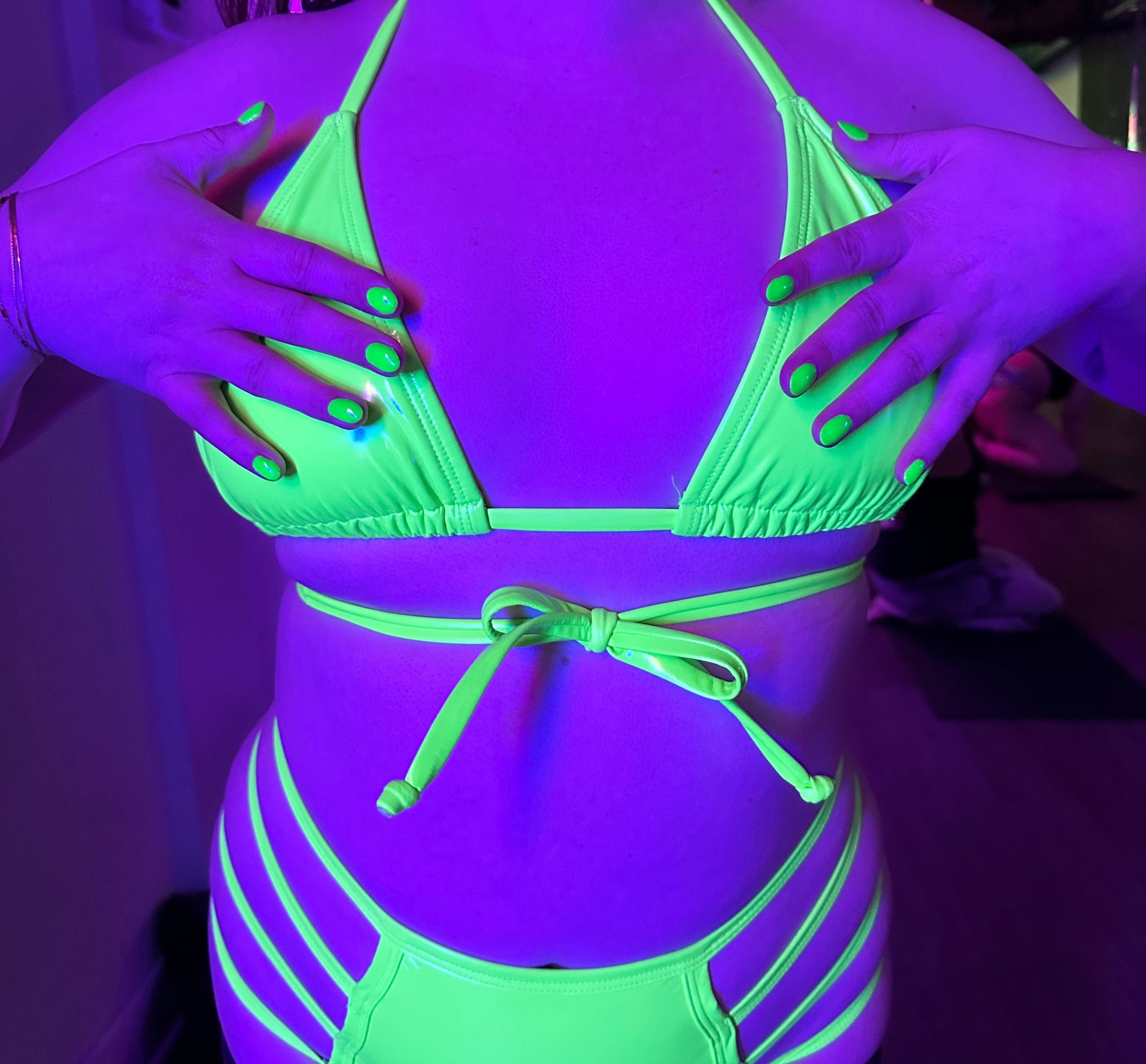 Cleo The Hurricane Bikini Pop Liquid String Bikini Top