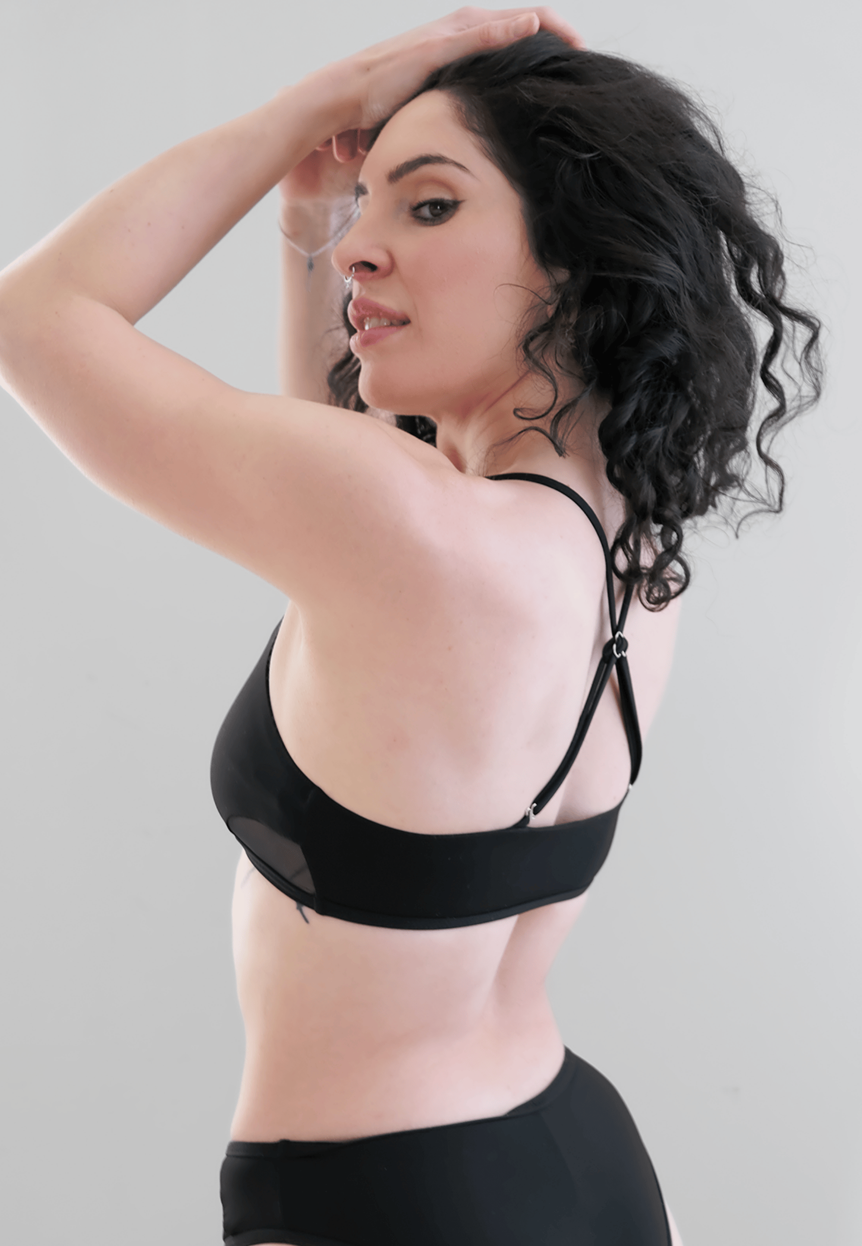 Zerone Design Top Sora Pole Top Noir