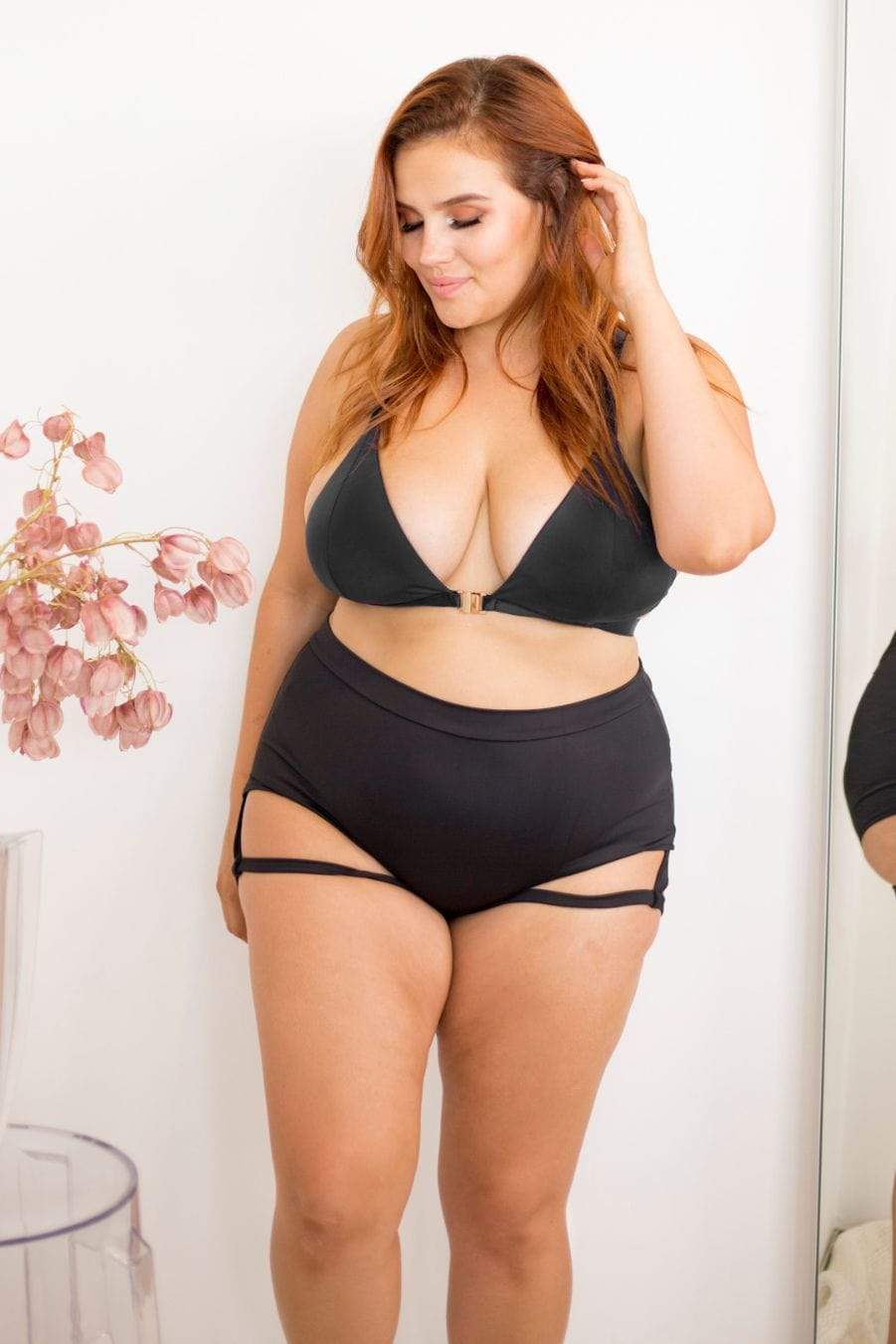 Lunalae Shorts Lure You High Waisted Garter Shorts